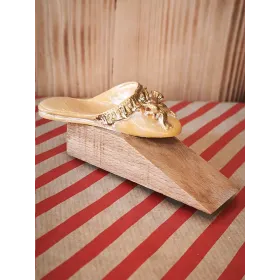 Atölye Tasarımı Vintage Terlik Figürlü Ahşap Kapı Stoperi - 14 cm