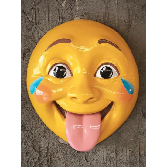Atölye Tasarımı Dil Çıkaran Kahkaha Duvar Maskı - 30x28 cm